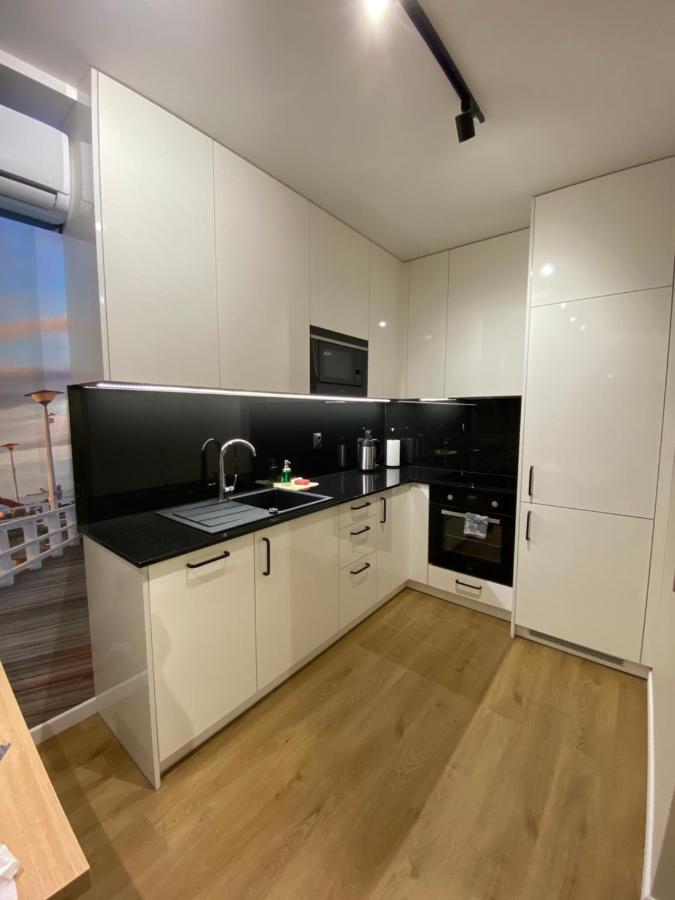 Apartamenty Magia Z Bezplatnym Parkingiem I Klimatyzacja Rzeszow Luaran gambar