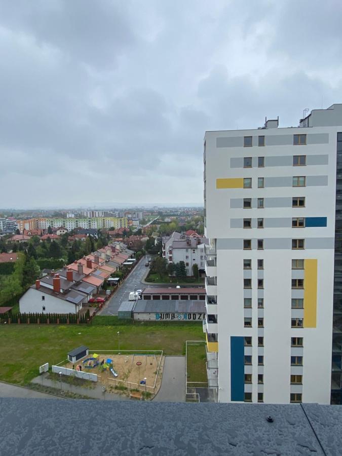 Apartamenty Magia Z Bezplatnym Parkingiem I Klimatyzacja Rzeszow Luaran gambar